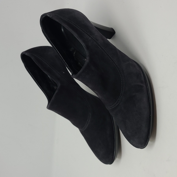 Aquatalia Black Suede Heel Ankle Boot Pumps Size 10 - Main Image